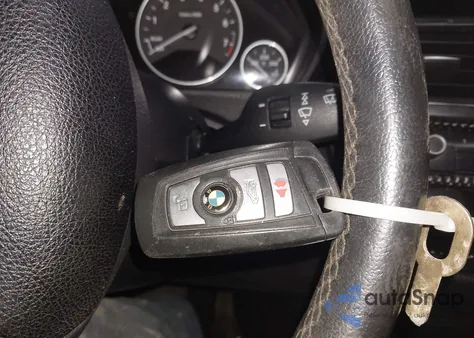 2014 BMW 335I 335I xDrive/xDrive z USA, uszkodzony, nr VIN WBA3B9G56ENR91810